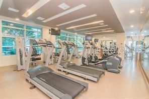 Под контрактом: $2,990 (2 спален, 2 ванн, 1134 Квадратных фут)