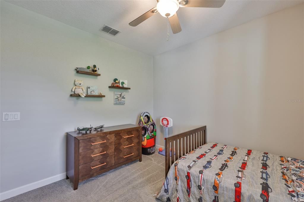 На продажу: $427,000 (4 спален, 3 ванн, 2057 Квадратных фут)