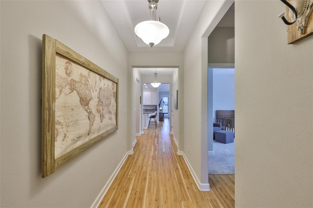 На продажу: $427,000 (4 спален, 3 ванн, 2057 Квадратных фут)