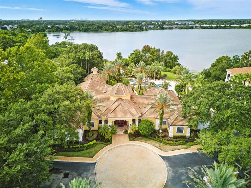 На продажу: $230,000 (4 спален, 2 ванн, 1372 Квадратных фут)