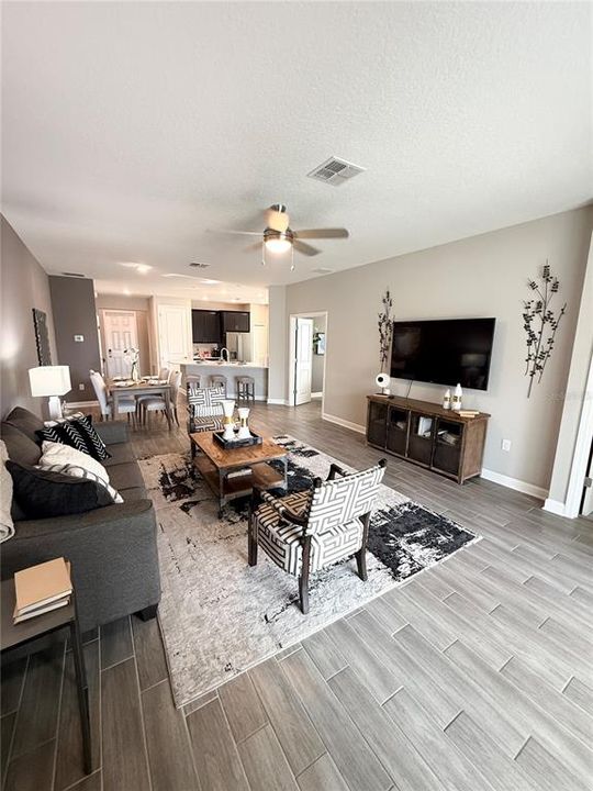 На продажу: $535,000 (4 спален, 3 ванн, 2133 Квадратных фут)