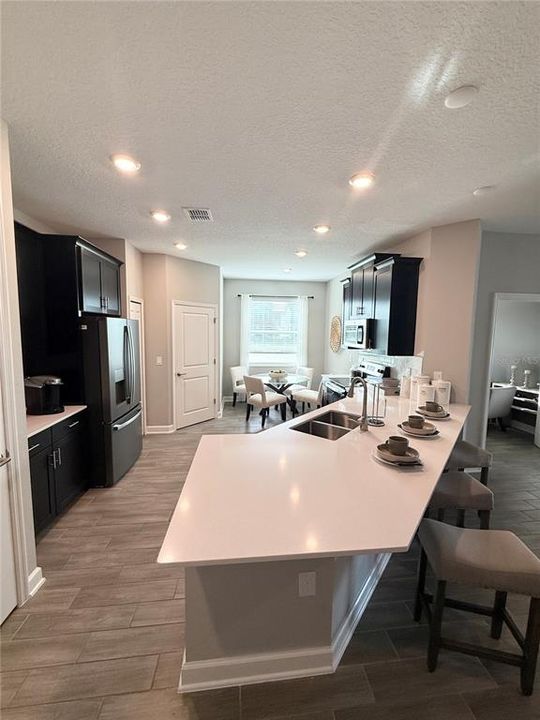 На продажу: $535,000 (4 спален, 3 ванн, 2133 Квадратных фут)