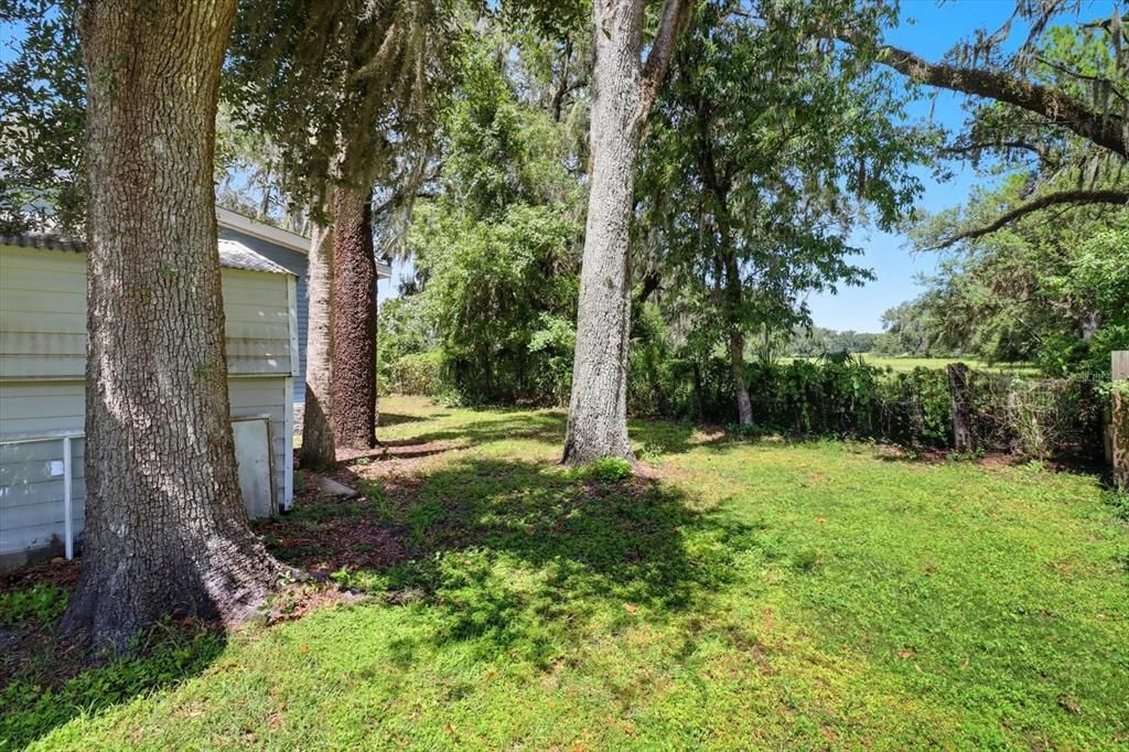 For Sale: $225,000 (3 beds, 2 baths, 1501 Square Feet)