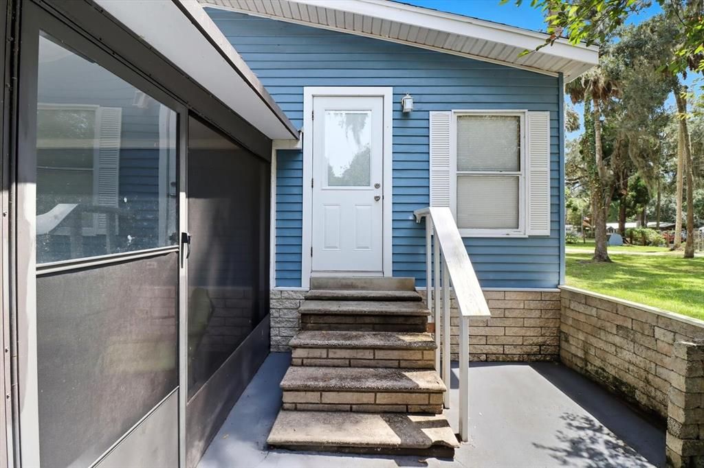 For Sale: $225,000 (3 beds, 2 baths, 1501 Square Feet)