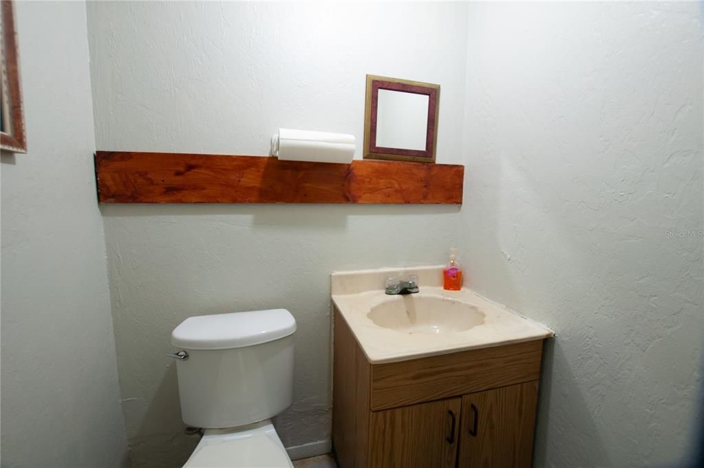 待售: $355,000 (0 贝兹, 0 浴室, 2722 平方英尺)