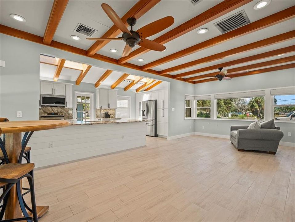 For Sale: $900,000 (3 beds, 2 baths, 2352 Square Feet)