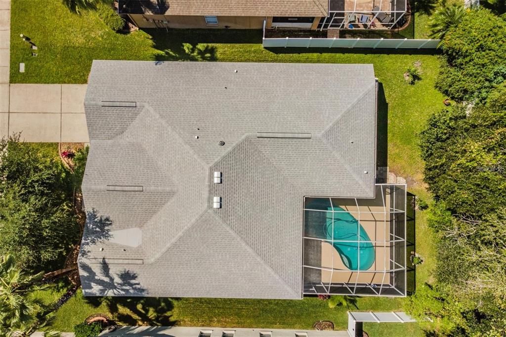 合同活跃: $2,900 (4 贝兹, 3 浴室, 2472 平方英尺)