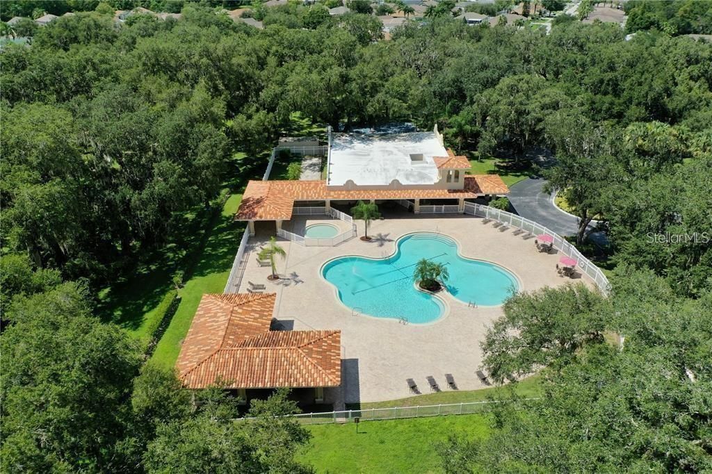 合同活跃: $2,900 (4 贝兹, 3 浴室, 2472 平方英尺)