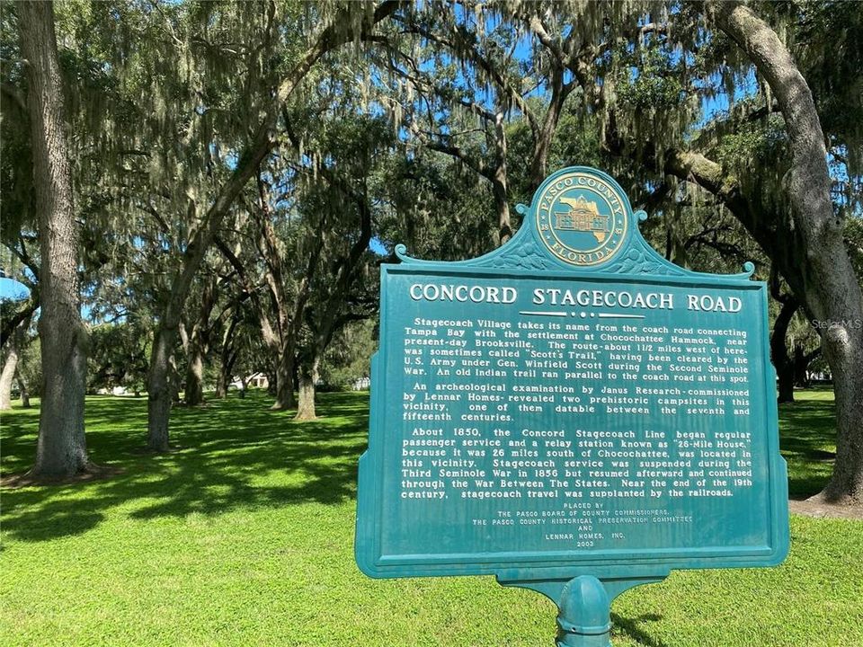 合同活跃: $2,900 (4 贝兹, 3 浴室, 2472 平方英尺)