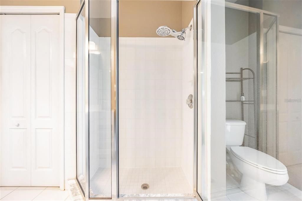 合同活跃: $2,900 (4 贝兹, 3 浴室, 2472 平方英尺)