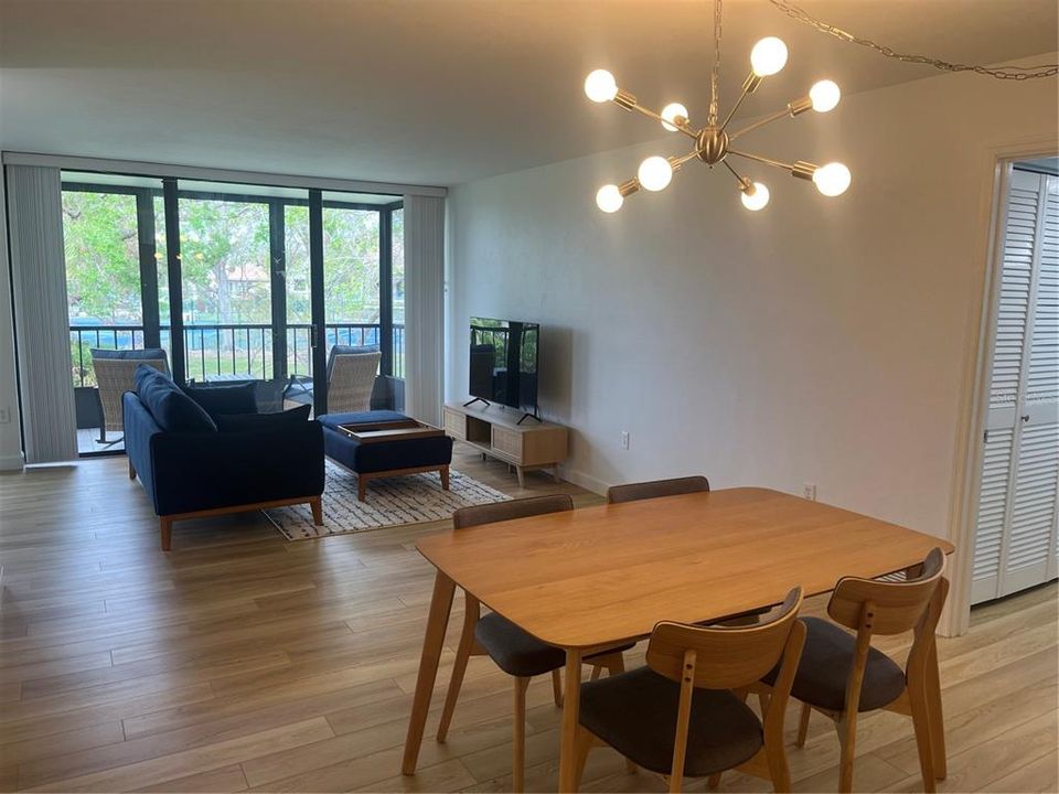 For Rent: $3,100 (2 beds, 2 baths, 940 Square Feet)