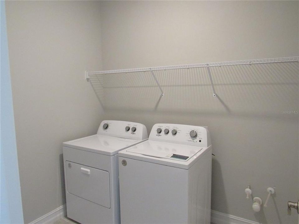 出租: $2,795 (3 贝兹, 2 浴室, 2038 平方英尺)