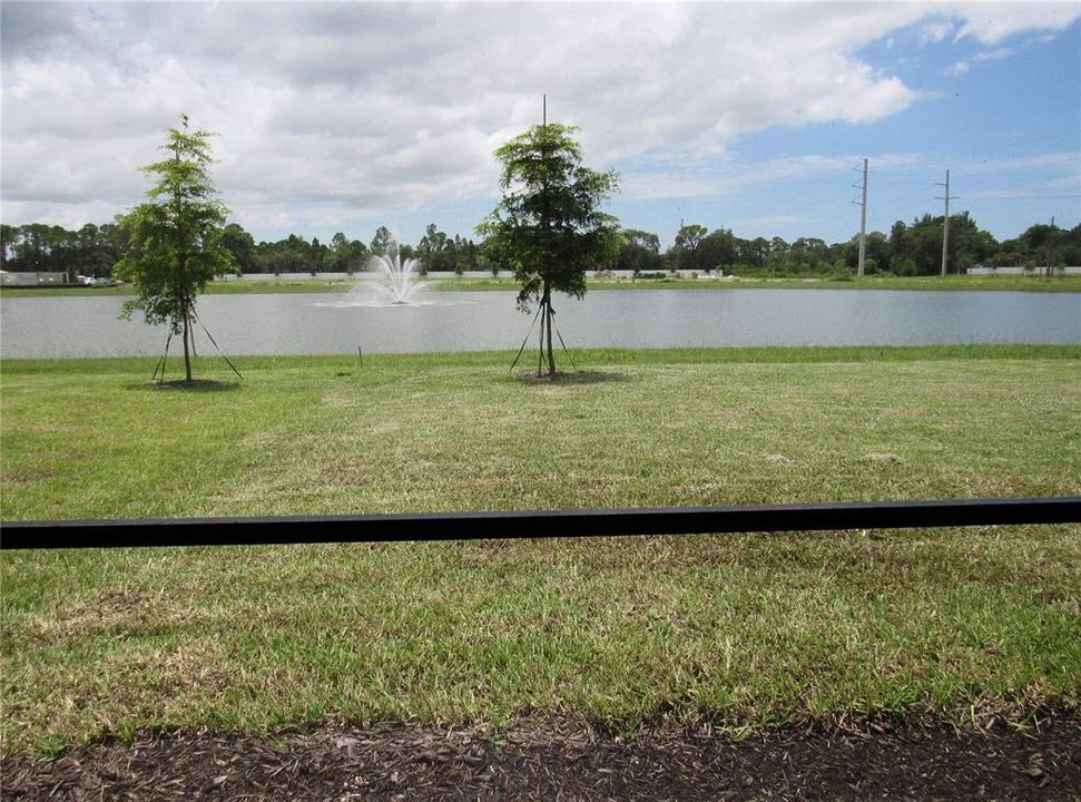 出租: $2,795 (3 贝兹, 2 浴室, 2038 平方英尺)