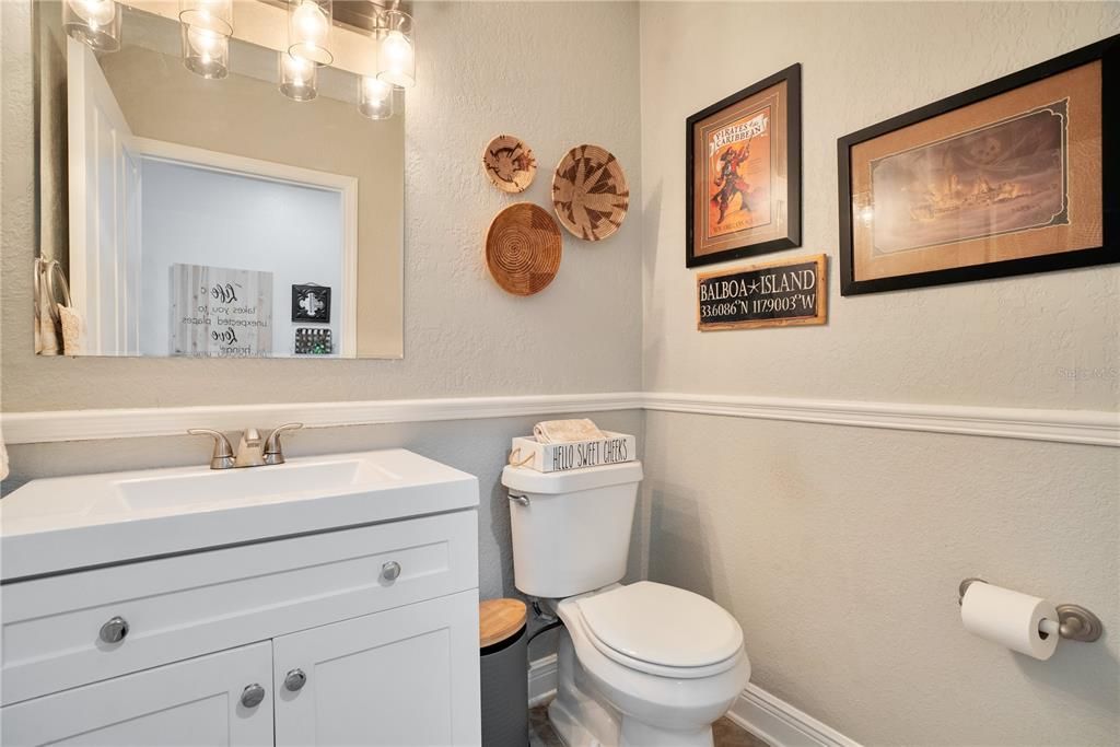 For Sale: $850,000 (5 beds, 3 baths, 4127 Square Feet)