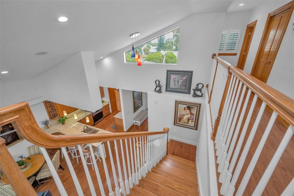 合同活跃: $648,500 (3 贝兹, 2 浴室, 2207 平方英尺)