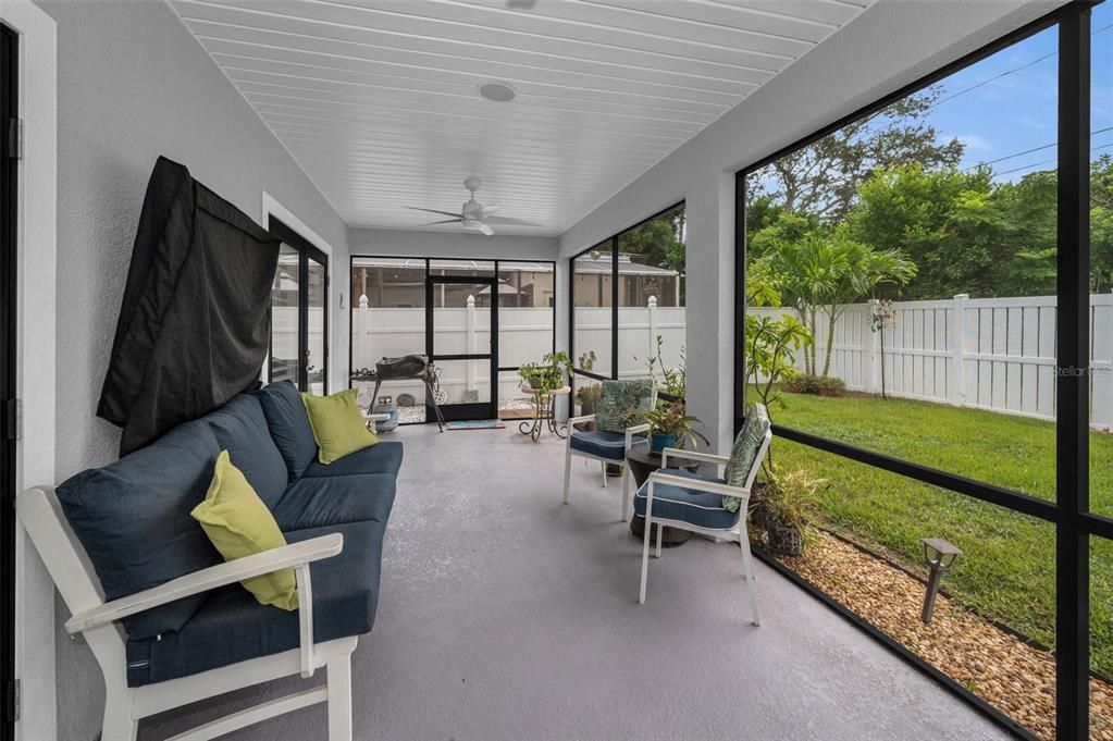 合同活跃: $648,500 (3 贝兹, 2 浴室, 2207 平方英尺)