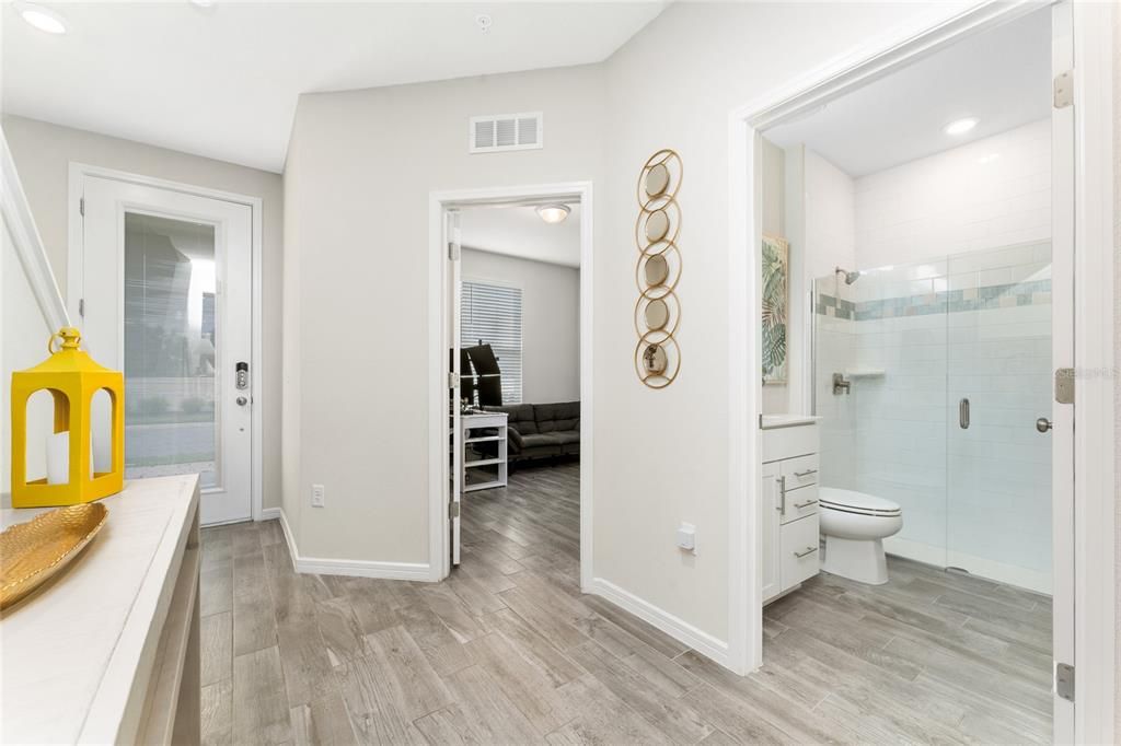 Active With Contract: $434,900 (4 beds, 3 baths, 1809 Square Feet)