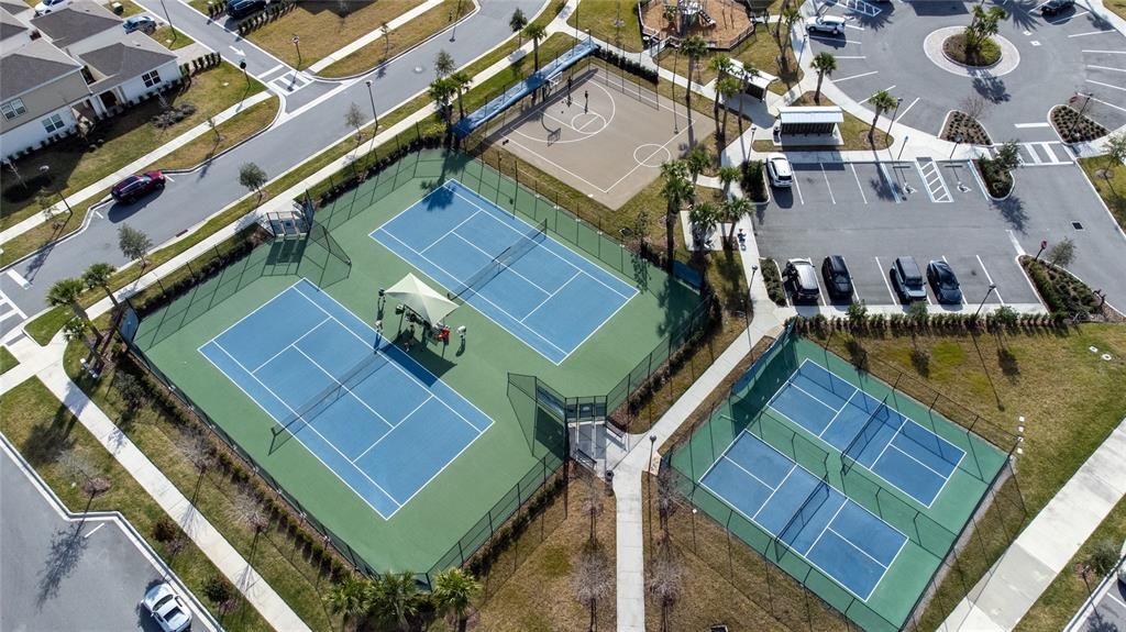 Active With Contract: $434,900 (4 beds, 3 baths, 1809 Square Feet)