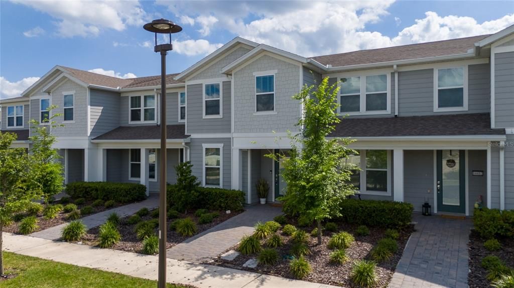 Active With Contract: $434,900 (4 beds, 3 baths, 1809 Square Feet)