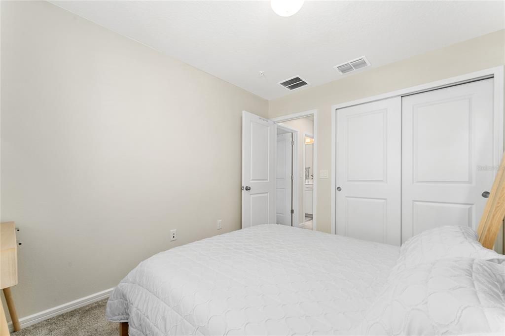 Active With Contract: $434,900 (4 beds, 3 baths, 1809 Square Feet)