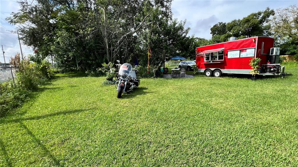 待售: $150,000 (0.25 acres)