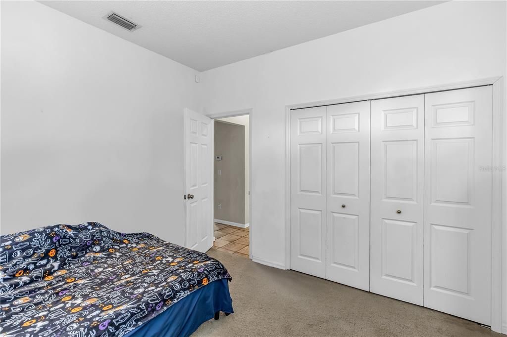 待售: $440,000 (4 贝兹, 3 浴室, 2486 平方英尺)