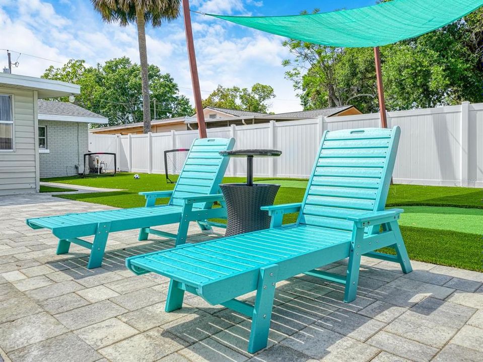 На продажу: $550,000 (5 спален, 2 ванн, 2006 Квадратных фут)