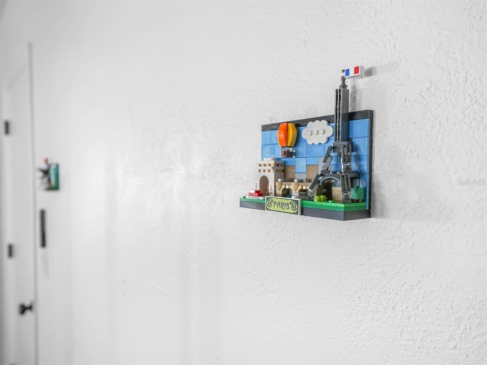 На продажу: $550,000 (5 спален, 2 ванн, 2006 Квадратных фут)