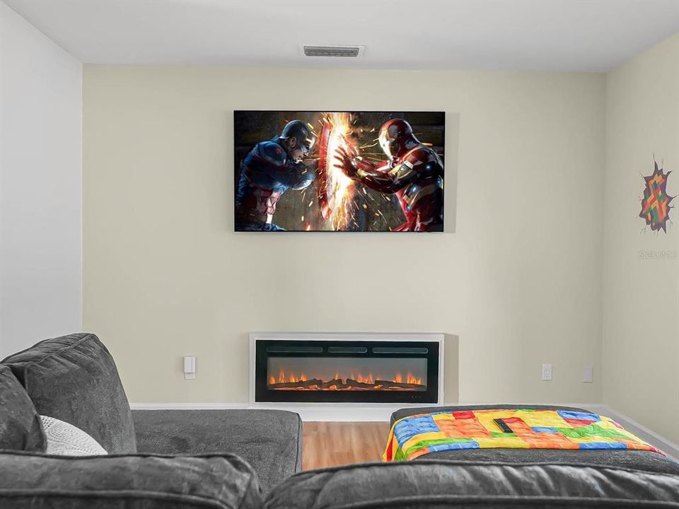 На продажу: $550,000 (5 спален, 2 ванн, 2006 Квадратных фут)