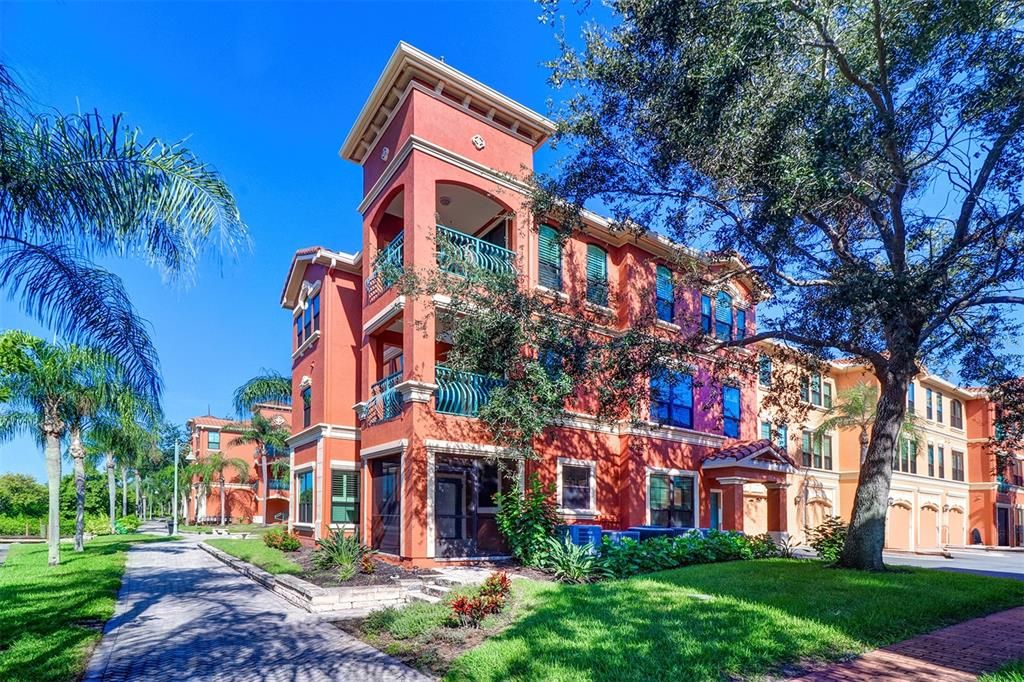 На продажу: $585,000 (3 спален, 2 ванн, 2078 Квадратных фут)