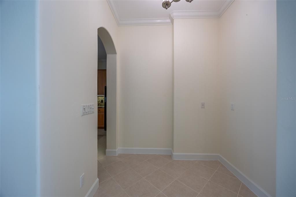 Active With Contract: $619,000 (4 beds, 2 baths, 2371 Square Feet)