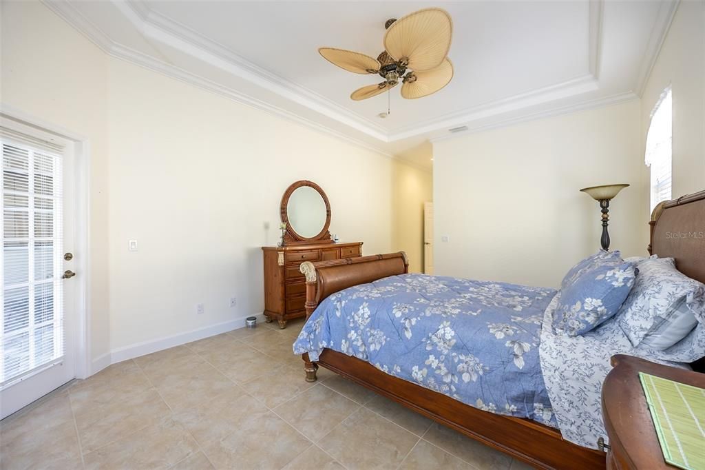 Active With Contract: $619,000 (4 beds, 2 baths, 2371 Square Feet)