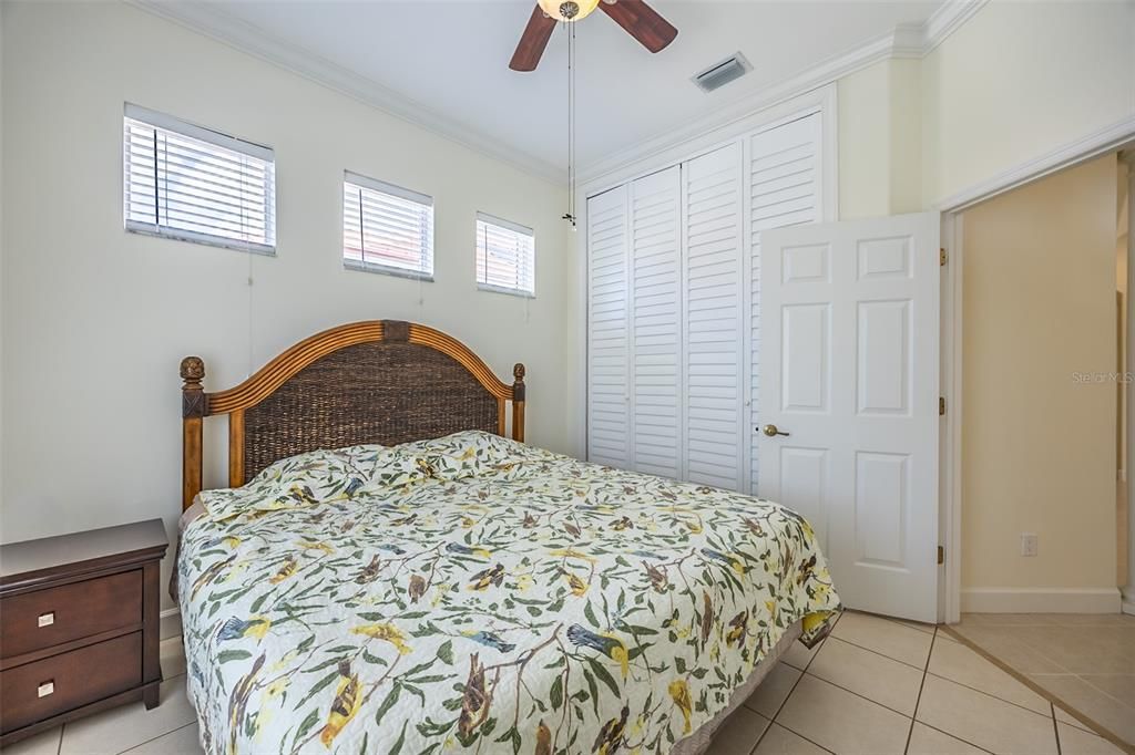 Active With Contract: $619,000 (4 beds, 2 baths, 2371 Square Feet)