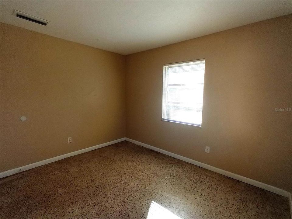 En Renta: $1,450 (3 camas, 1 baños, 1248 Pies cuadrados)