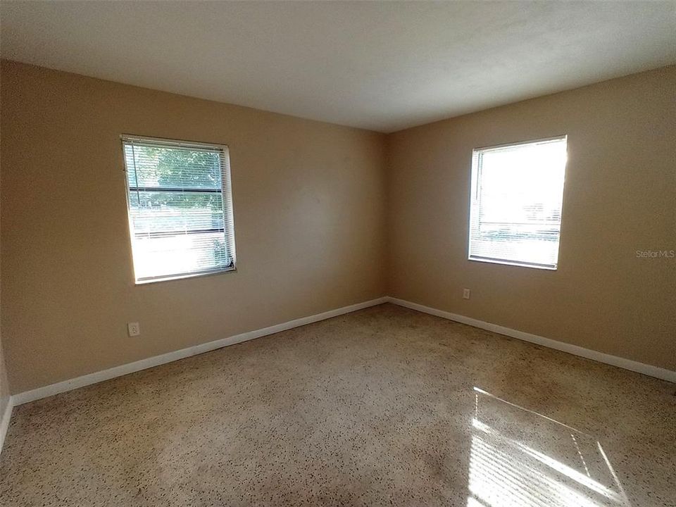 En Renta: $1,450 (3 camas, 1 baños, 1248 Pies cuadrados)