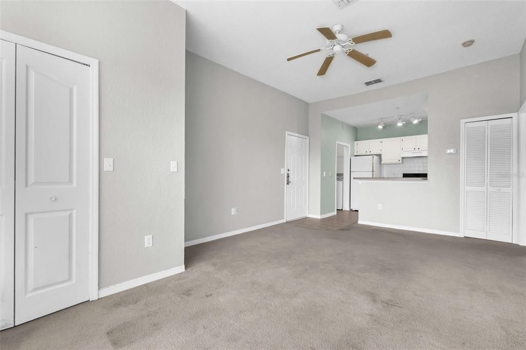 Activo con contrato: $145,000 (1 camas, 1 baños, 636 Pies cuadrados)