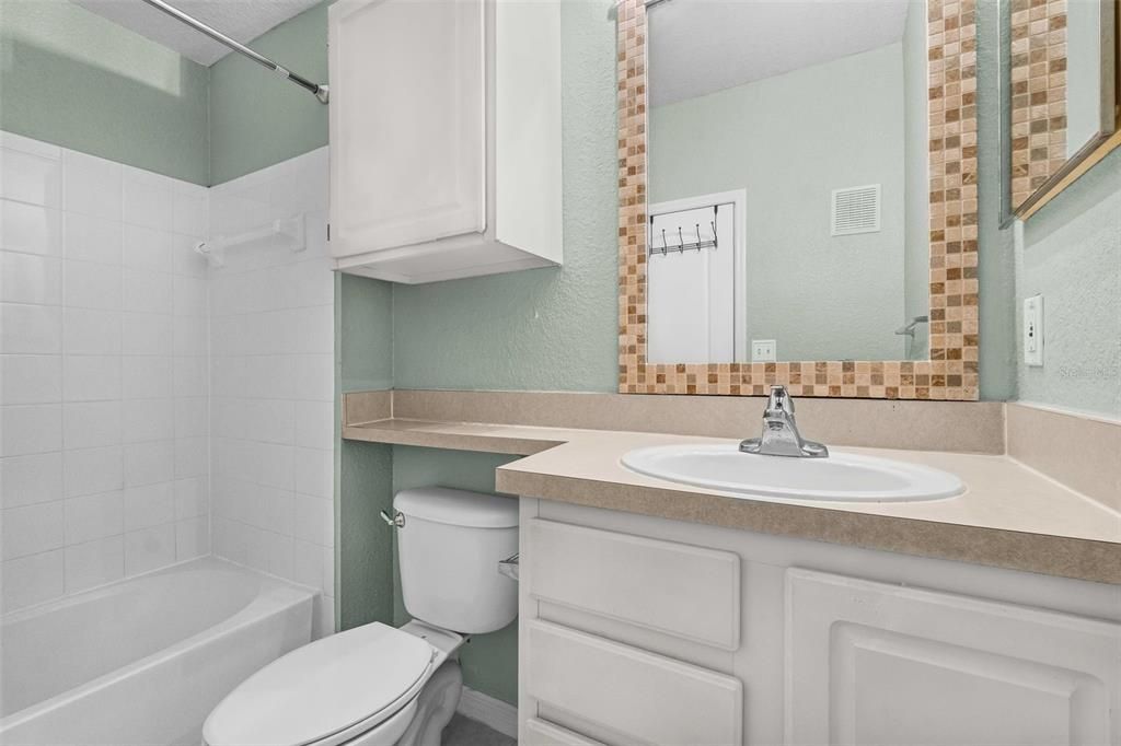 Activo con contrato: $145,000 (1 camas, 1 baños, 636 Pies cuadrados)