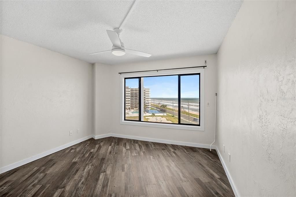 待售: $324,900 (2 贝兹, 2 浴室, 1209 平方英尺)