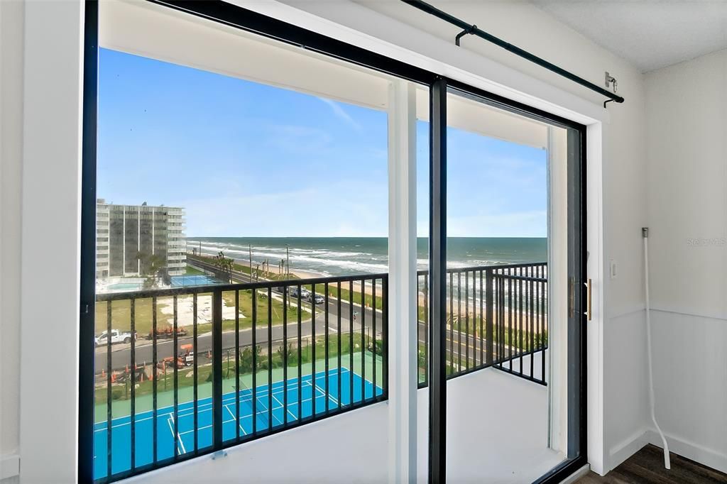 待售: $324,900 (2 贝兹, 2 浴室, 1209 平方英尺)