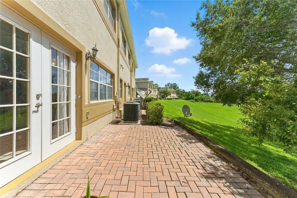 En Venta: $299,900 (3 camas, 3 baños, 1772 Pies cuadrados)