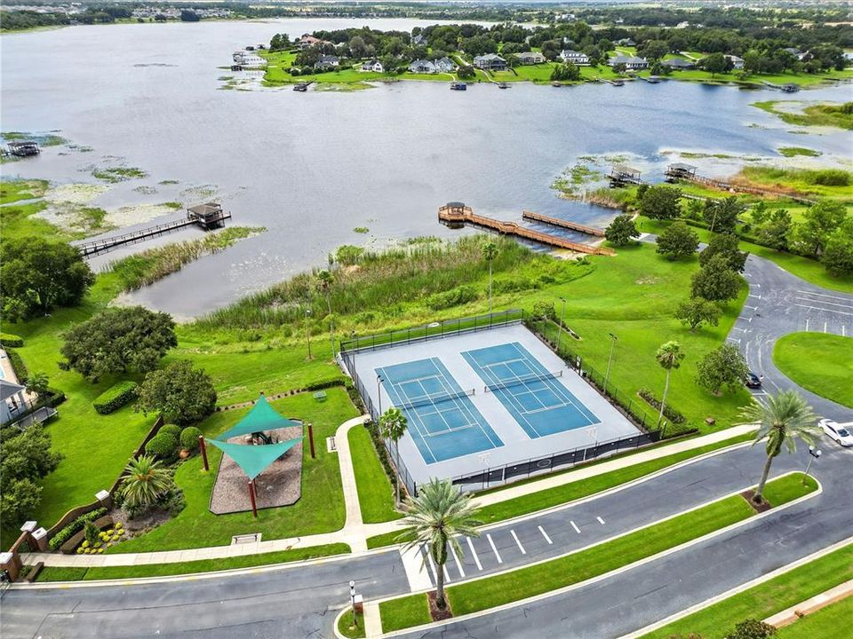 En Venta: $299,900 (3 camas, 3 baños, 1772 Pies cuadrados)