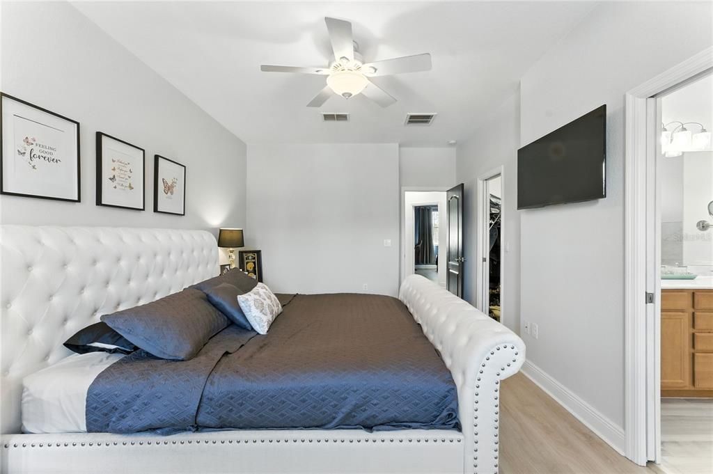 En Venta: $299,900 (3 camas, 3 baños, 1772 Pies cuadrados)