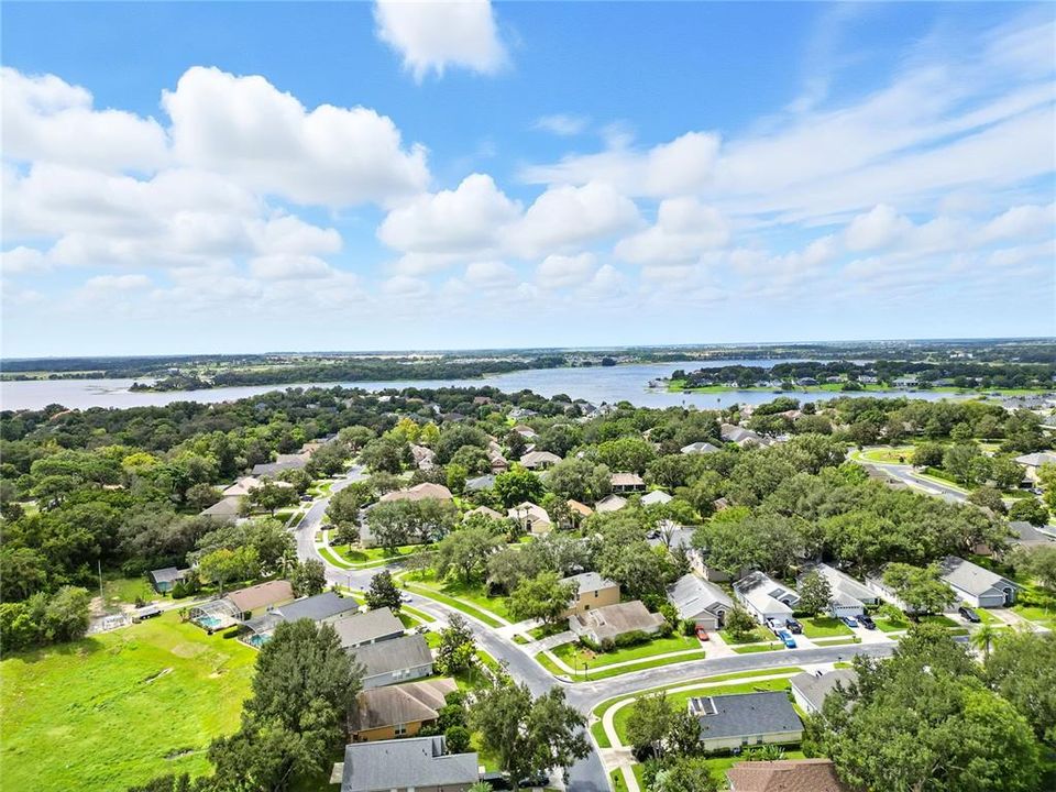 En Venta: $299,900 (3 camas, 3 baños, 1772 Pies cuadrados)