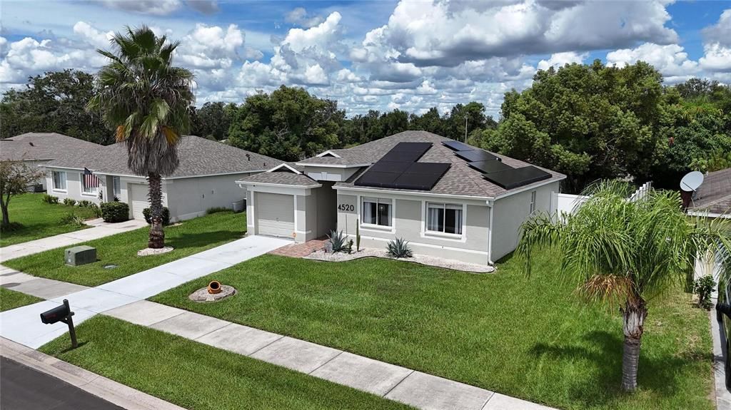 Active With Contract: $280,000 (3 beds, 2 baths, 1104 Square Feet)