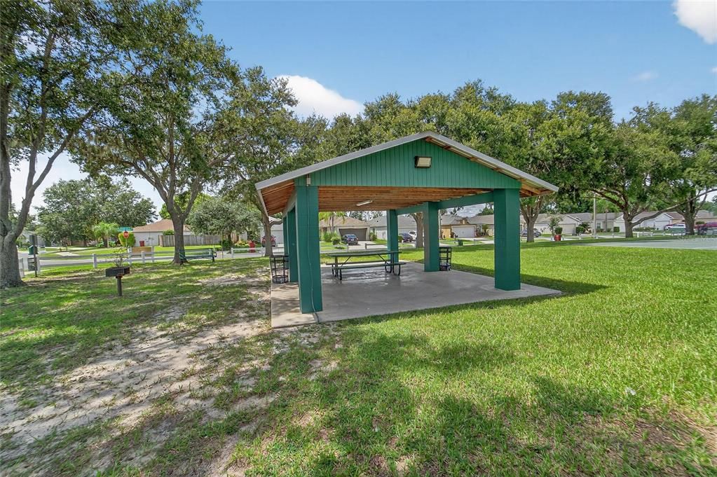 Active With Contract: $280,000 (3 beds, 2 baths, 1104 Square Feet)
