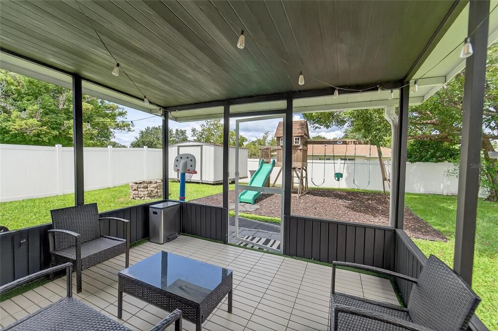 Active With Contract: $280,000 (3 beds, 2 baths, 1104 Square Feet)