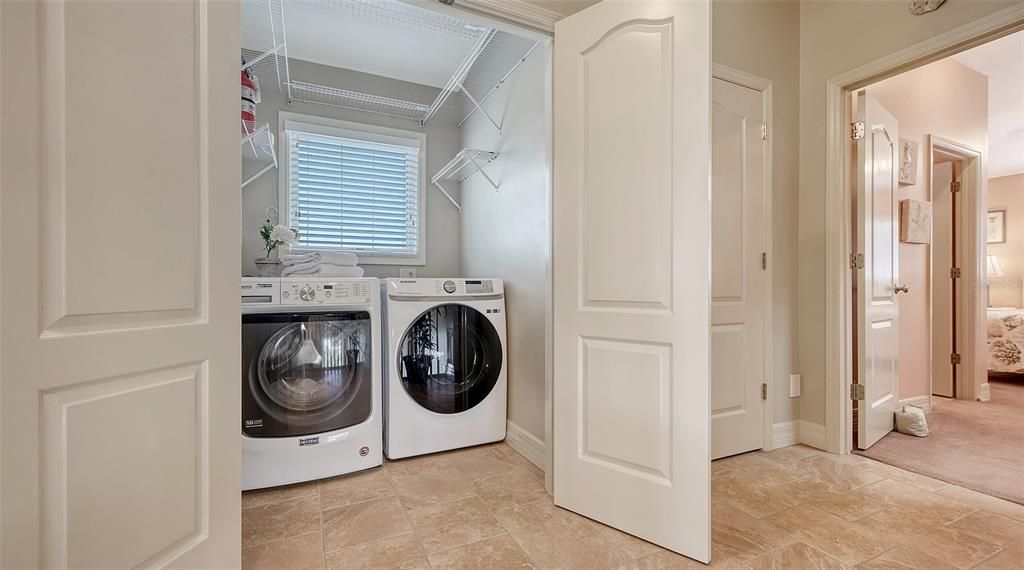 待售: $1,900,000 (3 贝兹, 3 浴室, 2016 平方英尺)