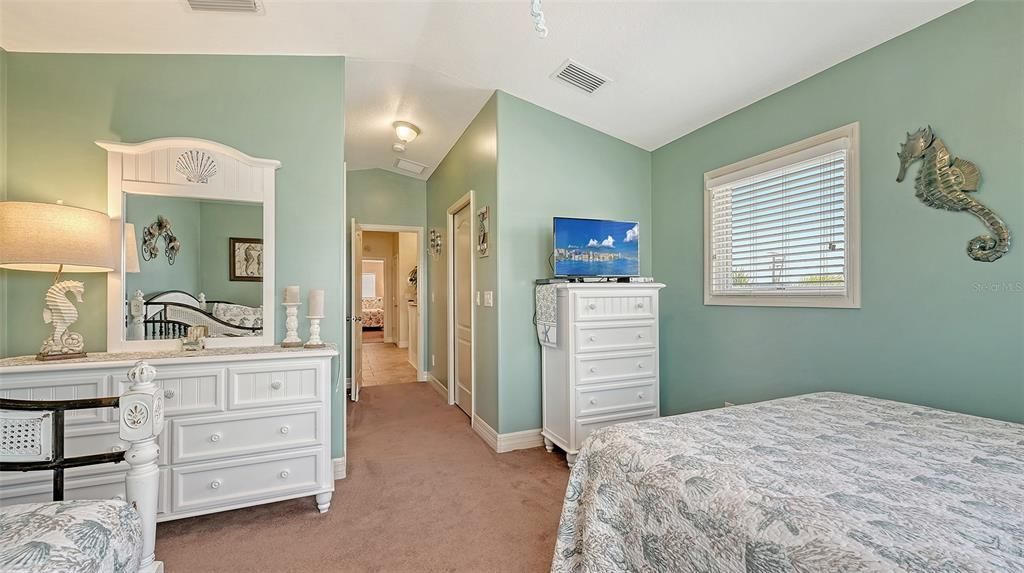 待售: $1,900,000 (3 贝兹, 3 浴室, 2016 平方英尺)