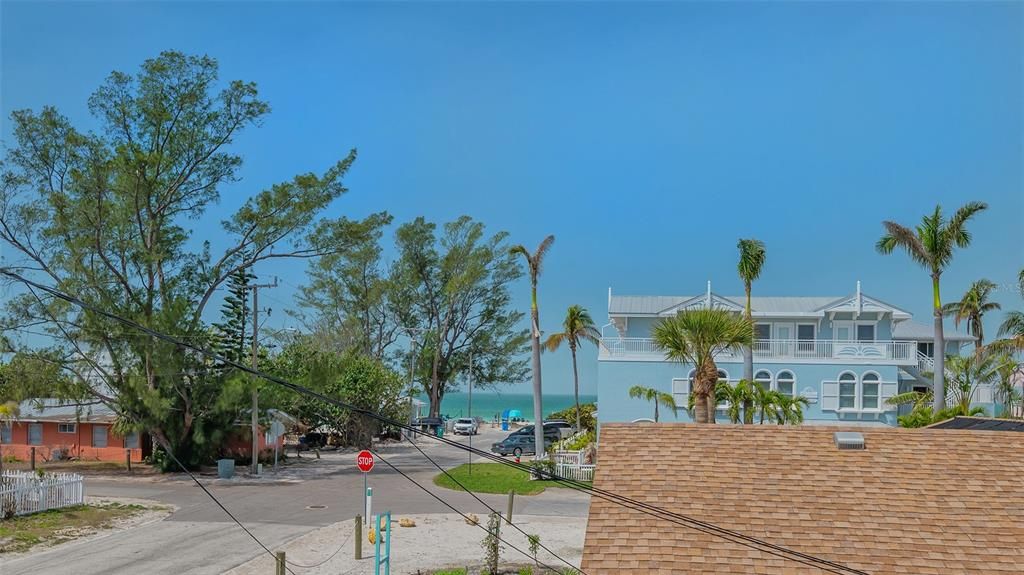 待售: $1,900,000 (3 贝兹, 3 浴室, 2016 平方英尺)