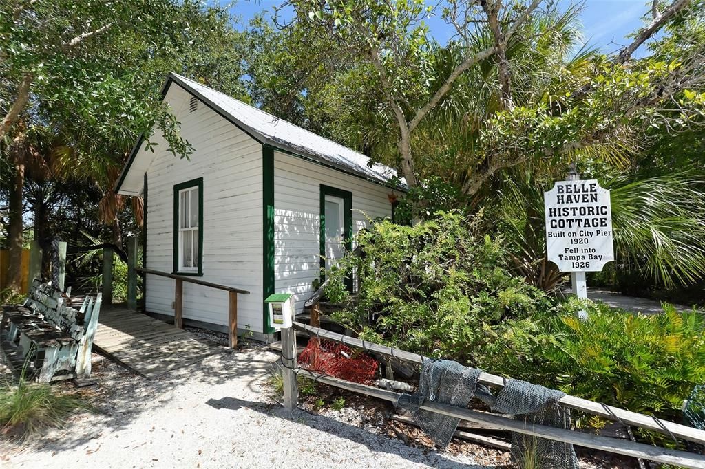 待售: $1,900,000 (3 贝兹, 3 浴室, 2016 平方英尺)